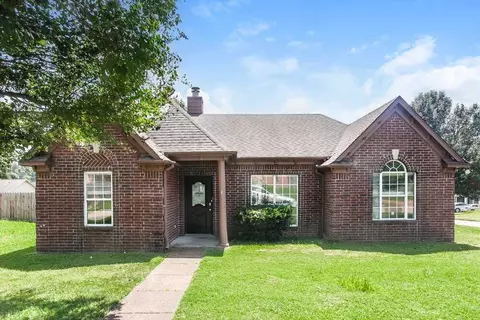 4671 Lindawood Ln, Memphis, TN 38128