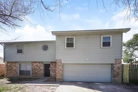 10919 Skybird Dr, Houston, TX 77064