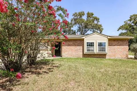 502 Hildred Ave, Conroe, TX 77303