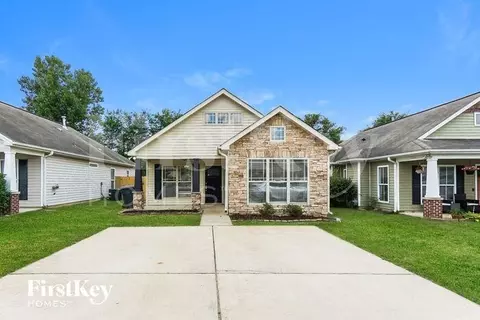 221 Creekstone Trl, Calera, AL 35040