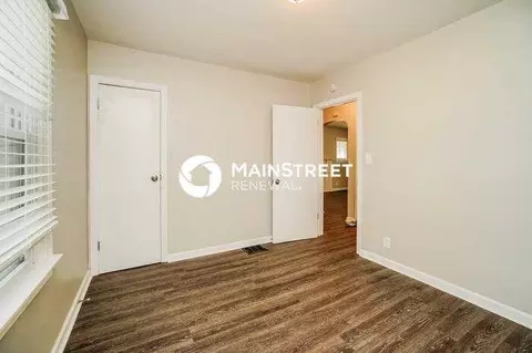 1638 Manchester Ave, Columbus, OH 43211