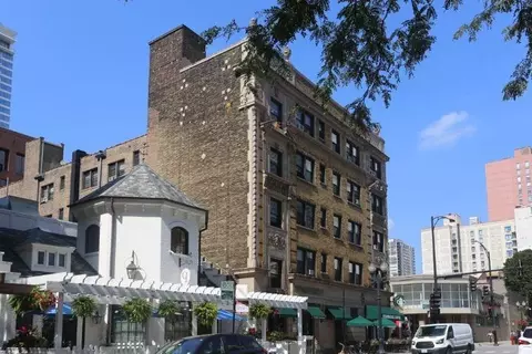 1164 N Dearborn St #301, Chicago, IL 60610