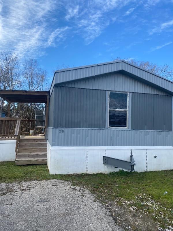 700 Verhalen Rd 28, Alvin, TX 77511