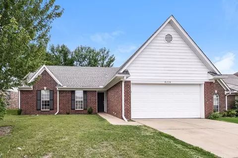 8274 Park Pike Dr, Southaven, MS 38671