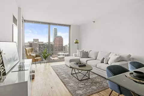 730 S Clark St #1-1-5, Chicago, IL 60605
