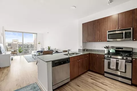 730 S Clark St #1-1-5DEN, Chicago, IL 60605