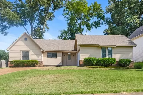 5642 Crievewood Dr, Memphis, TN 38135