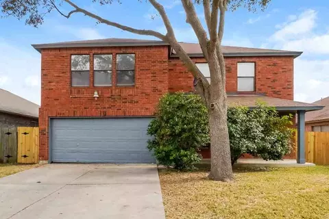 8018 Sunshine Trail Dr, San Antonio, TX 78244