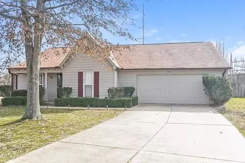 10431 Amanda Dr, Olive Branch, MS 38654