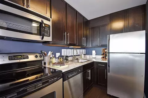400 N Mcclurg Ct, Chicago, IL 60611