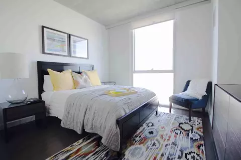 625 W Division St #1-1, Chicago, IL 60610