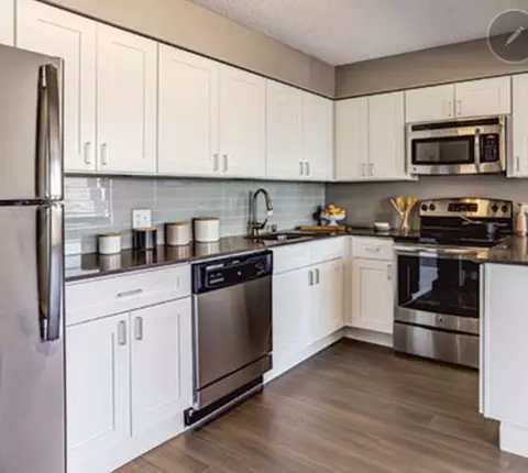 2555 N Clark St #2-2, Chicago, IL 60614