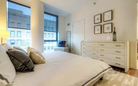 2950 N Sheridan Rd #3-2-5DEN, Chicago, IL 60657