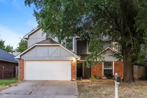 5629 Wembley Downs Dr, Arlington, TX 76017