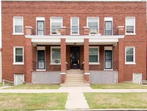 358 E 70th St #1WEST, Chicago, IL 60637