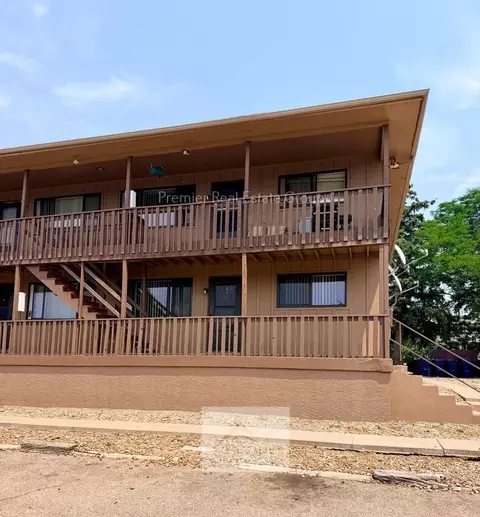 1480 Hathaway Dr, Cimarron Hills, CO 80915