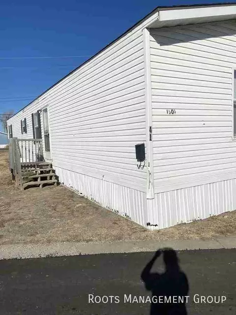 700 E 6th St #41, Hays, KS 67601