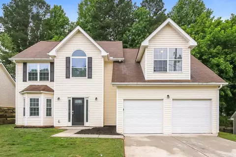 7210 Mahogany Dr, Fairburn, GA 30213