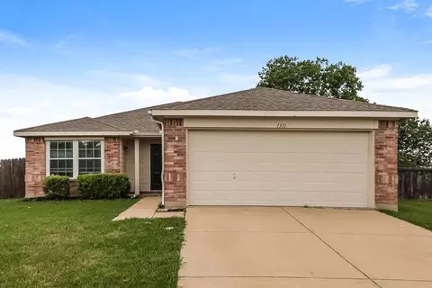 1311 Dakota Trl, Krum, TX 76249