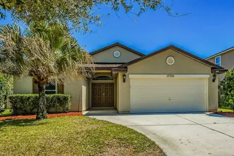 1706 Foggy Day Dr, Middleburg, FL 32068