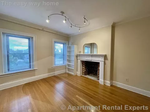 888 Massachusetts Ave #314, Cambridge, MA 02139