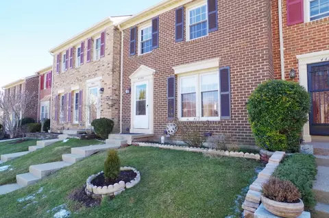 4492 Ruggles Ct, Annandale, VA 22003