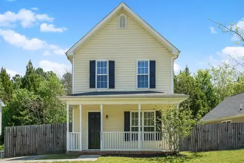 2517 Dandridge Dr, Raleigh, NC 27610