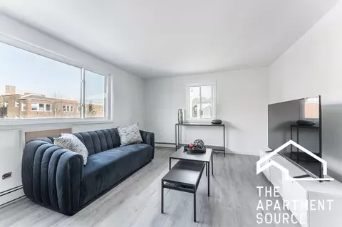 7621 N Sheridan Rd #3C, Chicago, IL 60626