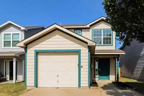 10628 Wild Oak Dr, Fort Worth, TX 76140