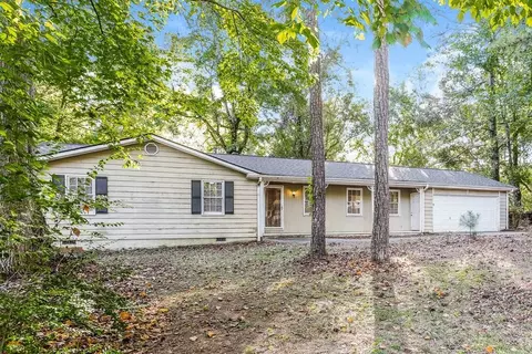 3995 Holland Dr, Douglasville, GA 30135