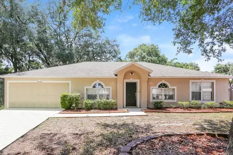12356 Hickory Tree Ct, Jacksonville, FL 32226