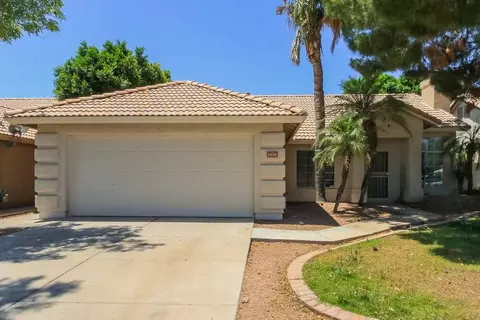 1130 N Meadows Dr, Chandler, AZ 85224