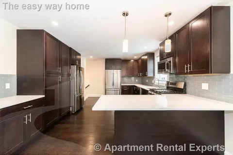 10 Marion St #2, Medford, MA 02155