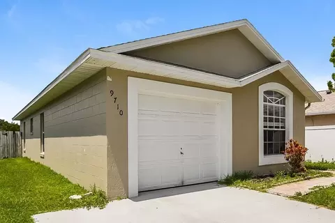 9710 Red Clover Ave, Orlando, FL 32824