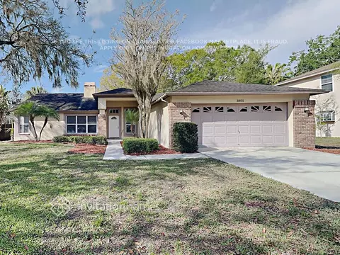 3805 Polumbo Dr, Bloomingdale, FL 33596