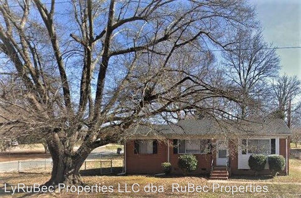 2216 Abelwood Rd, Charlotte, NC 28216 1 photo MLS 48607799 Movoto