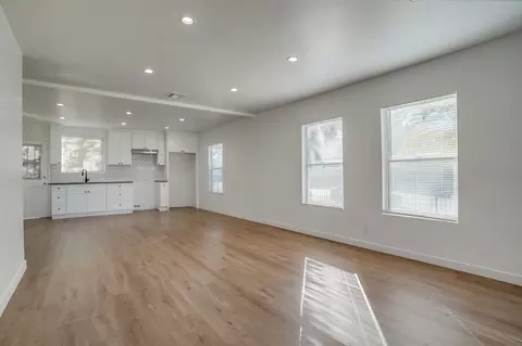 12535 Burbank Blvd, Valley Village, CA 91607