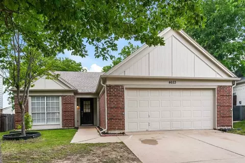 4653 Feathercrest Dr, Fort Worth, TX 76137