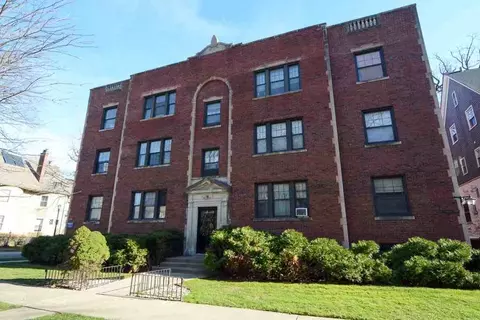 1147 Maple Ave #1, Evanston, IL 60202
