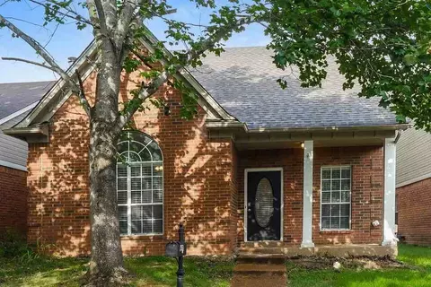 600 Ashley Glen Cir W, Cordova, TN 38018