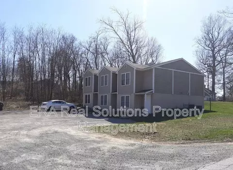 111 E Lilley Ave, Hillsboro, OH 45133