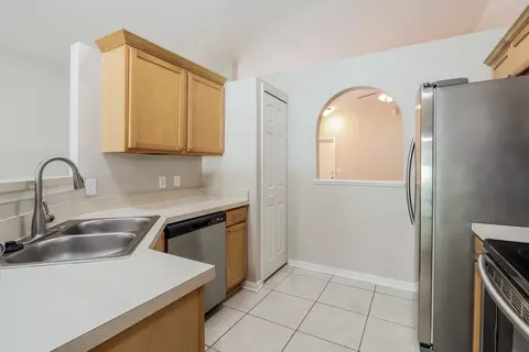 13517 Padron Ct, Riverview, FL 33579 photo 8