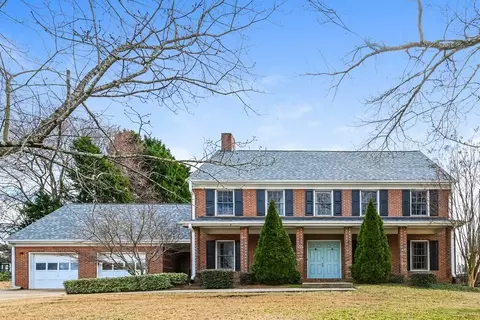 2930 Brookside Run, Snellville, GA 30078