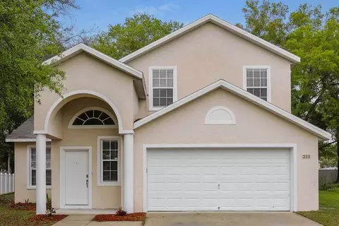233 Bluff Pass Dr, Eustis, FL 32726