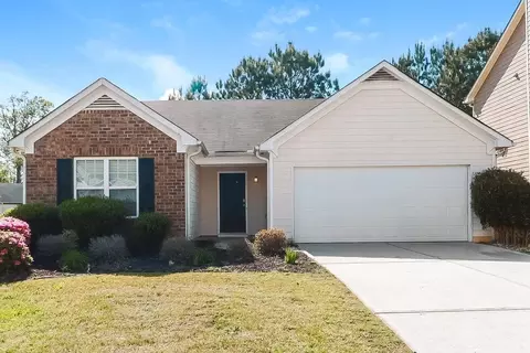 310 Lakeside Pt, Covington, GA 30016