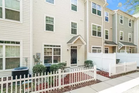 311 Gilman Ln #106, Raleigh, NC 27610