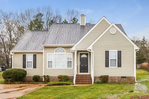 608 Flicker Ct, Wake Forest, NC 27587