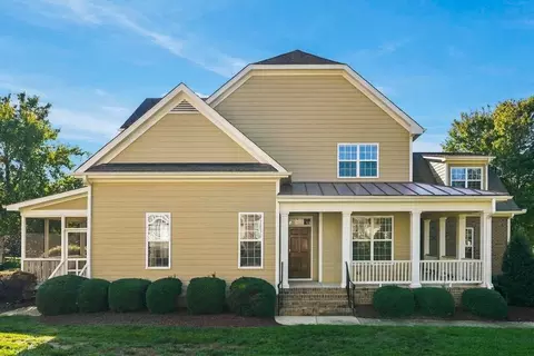 621 Canvas Dr, Wake Forest, NC 27587