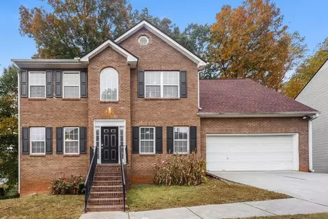 8144 Green Garden Dr, Riverdale, GA 30296