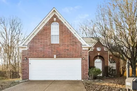 2725 Misty Valley Cv, Lakeland, TN 38002